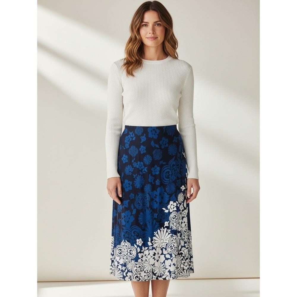 Chico's Women's 3=XL Pullon Lightweight Midi Skirt Knit Blue Floral EUC